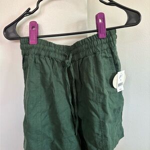 Dip Forest Green Linen Shorts